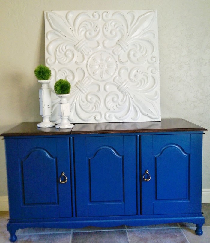 Kammy's Korner: Charcoal Black Cabinet {Distressed Chalk Paint How To}